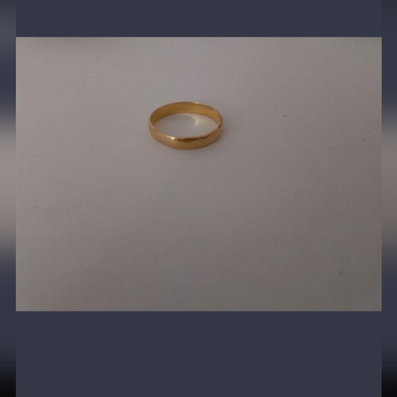 Stunning 18k gold engagement ring size 8, 5 - Picture 4 of 9